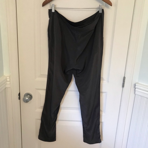 HOUSE OF HARLOW 1960 SILK HARLEM PANT GREY - Picture 5 of 7
